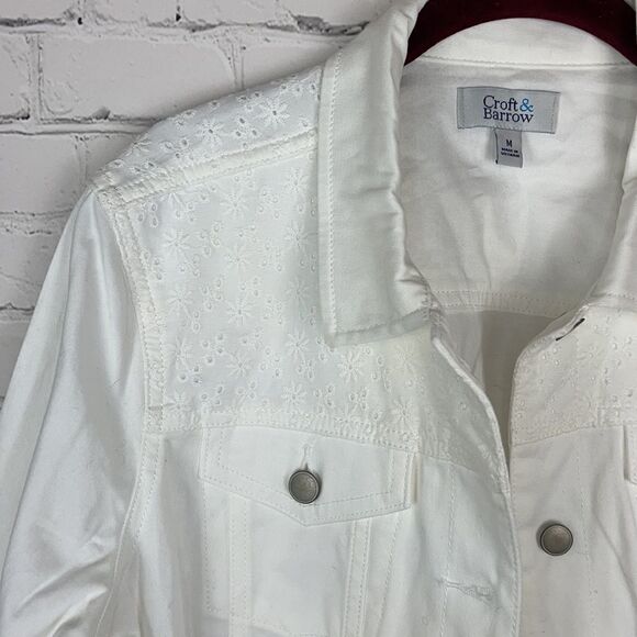 Croft and Borrow White Jacket - Picture 2 of 7